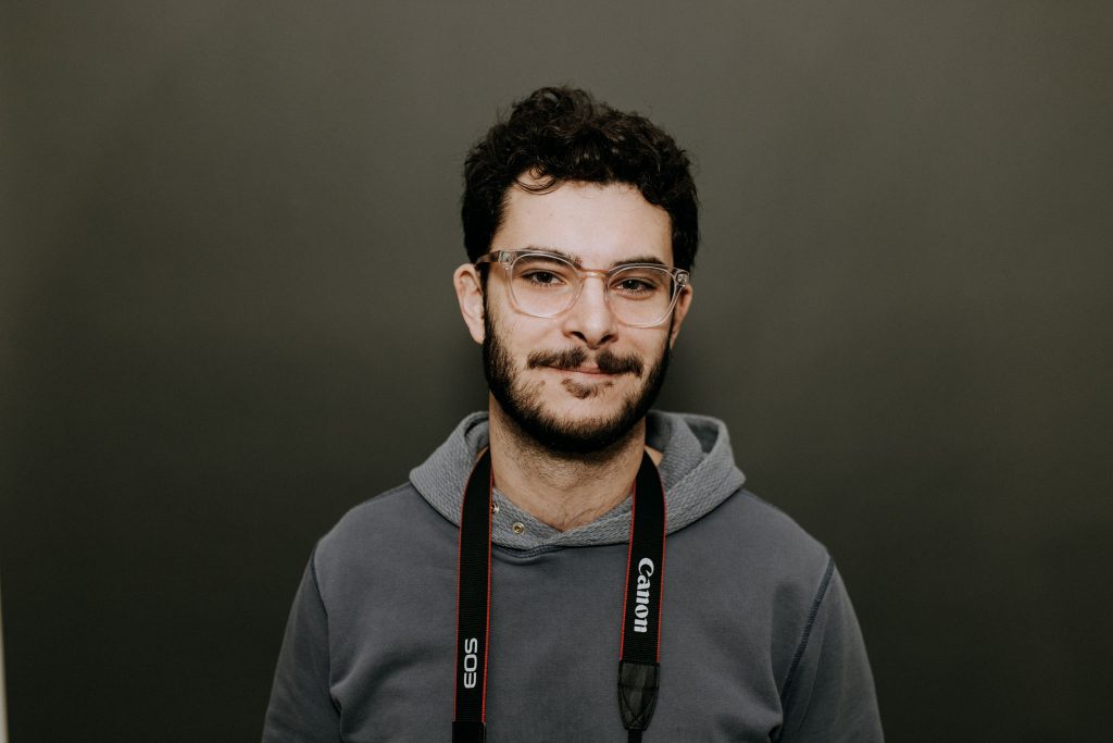 📸 Showing off flash with diffuser Photographer standing in as a model to show off flash lighting options